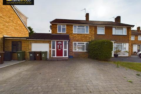 3 bedroom semi-detached house for sale, Northlands, Potters Bar