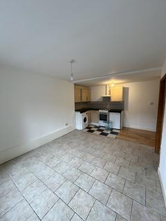 1 bedroom flat to rent, Kings Road, St. Albans AL2