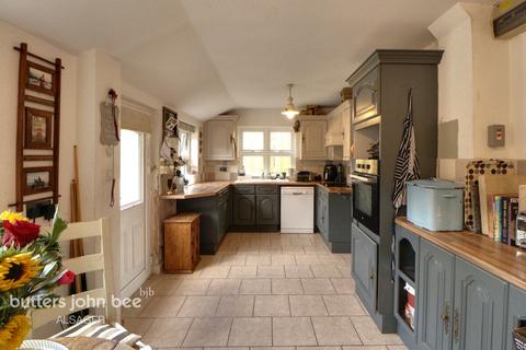 2, Boarded Barn Farm Congleton Road, Scholar Green, Stoke-on-trent, ST7 3TA