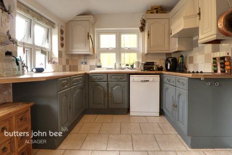 2, Boarded Barn Farm Congleton Road, Scholar Green, Stoke-on-trent, ST7 3TA