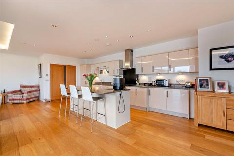 3 bedroom penthouse for sale, Racecourse Road, Newbury, Berkshire, RG14