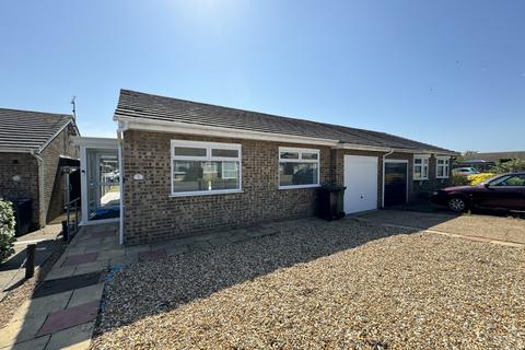 2 bedroom bungalow for sale, Lapwing Close, Eastbourne, East Sussex, BN23