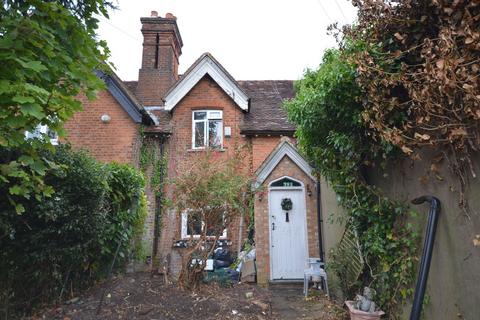 2 bedroom terraced house for sale, Kenton Lane, Harrow Weald , HA3 6AG