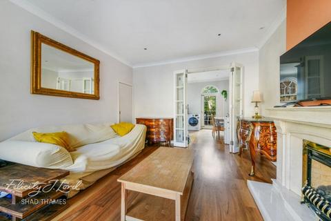 3 bedroom terraced house for sale, Frederick Square, SE16