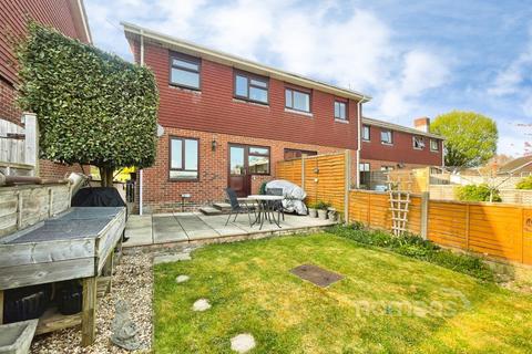 3 bedroom semi-detached house for sale, Cedar Close, Kings Worthy, Winchester