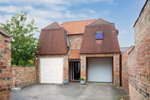 4 bedroom detached house for sale, Main Street, Heslington, York