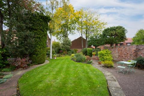 4 bedroom detached house for sale, Main Street, Heslington, York