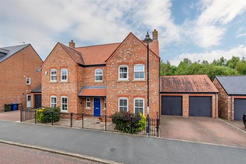 4 bedroom detached house for sale, Barmoor Drive, Gosforth, NE3