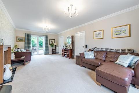 4 bedroom detached house for sale, Barmoor Drive, Gosforth, NE3