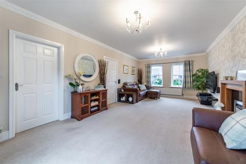 4 bedroom detached house for sale, Barmoor Drive, Gosforth, NE3