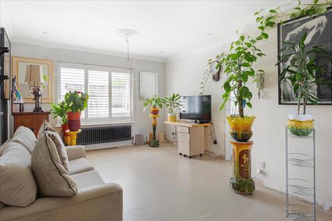 Studio for sale, Abbey Gardens, Hammersmith, London, W6