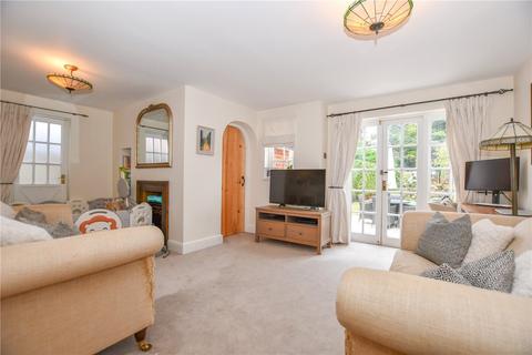 3 bedroom terraced house for sale, Bearwood Road, Wokingham RG41