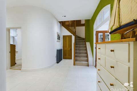 3 bedroom mews for sale, Flat , Myers Court, The Galleries, Warley, Brentwood