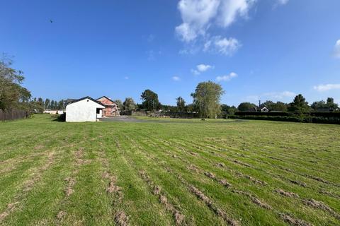 4 bedroom property with land for sale, Back Lane, Longton, Preston, PR4