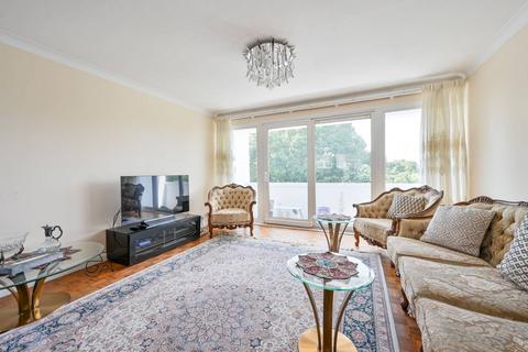 Hillcrest Road, Ealing, London, W5