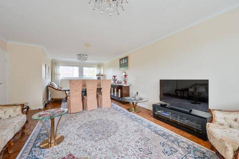 Hillcrest Road, Ealing, London, W5