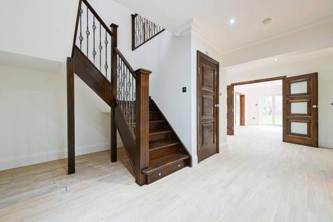 6 bedroom detached house for sale, Hermitage Close, South Woodford, London, E18