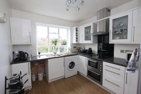 1 bedroom flat to rent, Exeter Road, Mapesbury Estate, London, NW2