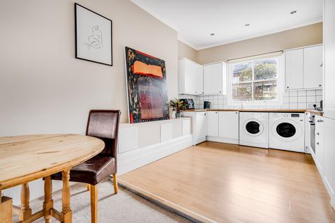 4 bedroom apartment for sale, Richborne Terrace, Oval, SW8