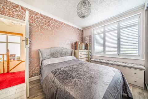 160 Avery Hill Road, London, SE9 2EY