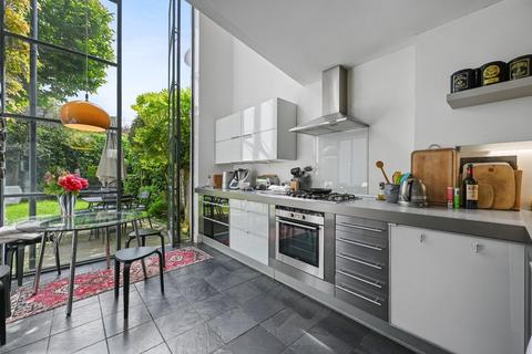 5 bedroom terraced house for sale, Luxemburg Gardens, London W6