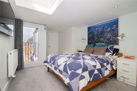 25 Rowlls Road, Kingston Upon Thames, KT1 3ET