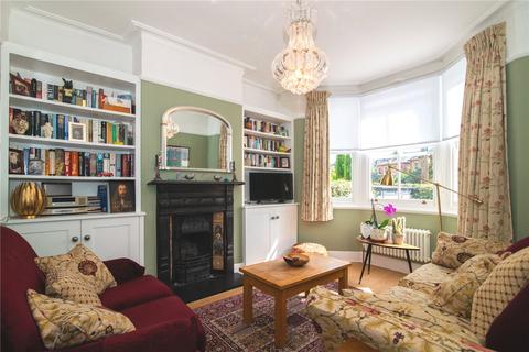 25 Rowlls Road, Kingston Upon Thames, KT1 3ET