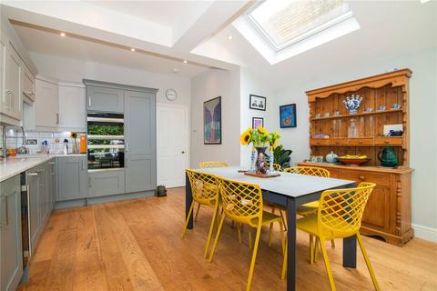 25 Rowlls Road, Kingston Upon Thames, KT1 3ET