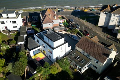 4 bedroom detached house to rent, Percival Road , Walton-on-the-Naze CO14