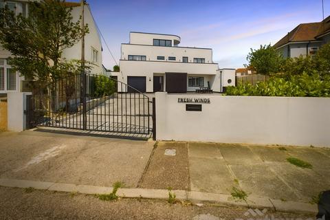 undefined, Percival Road , Walton-on-the-Naze CO14