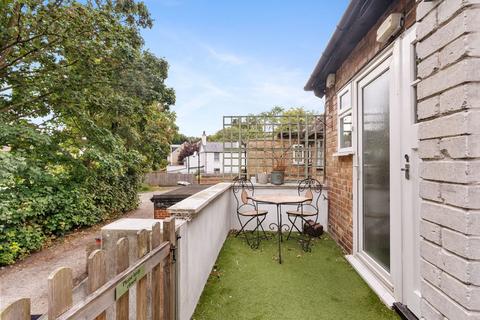 45a Station Way, Cheam, Sutton, SM3 8SD