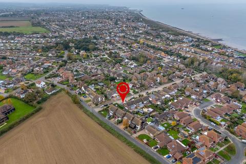 4 bedroom detached house for sale, Fairfax Drive, Herne Bay, CT6