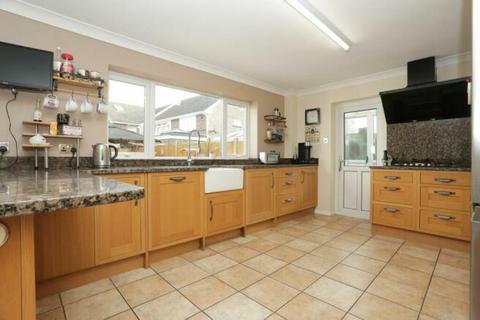 4 bedroom detached house for sale, Fairfax Drive, Herne Bay, CT6