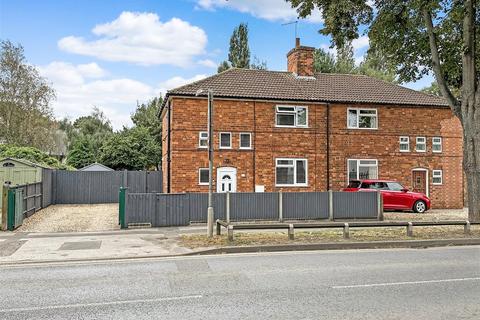 3 bedroom semi-detached house for sale, Boundary Road, Newark