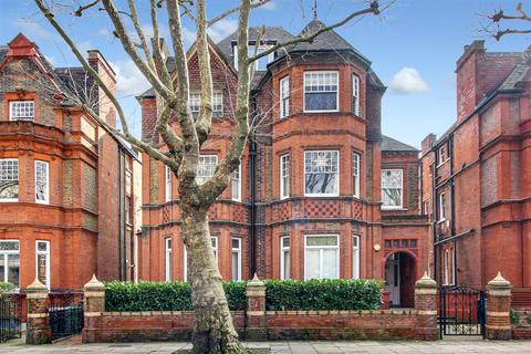 3 bedroom apartment for sale, Lyndhurst Gardens, Hampstead, London