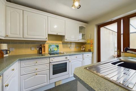 40 Calgary Drive, Worcester, WR2 4DS