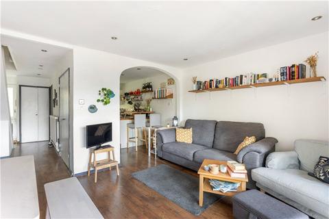 3 bedroom apartment for sale, Dighton Court, London, SE5