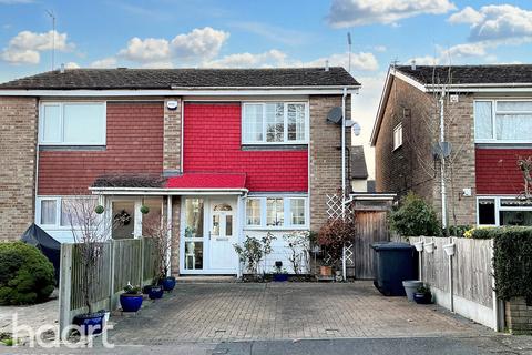 3 bedroom semi-detached house for sale, Grove Road, Bedford