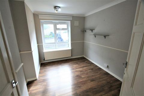 32 Kemsing Close, Bromley, BR2 7ET
