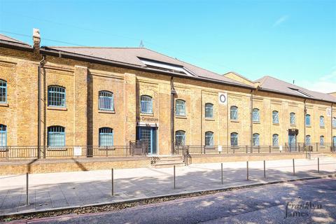 1 bedroom apartment for sale, The Grainstore,  Western Gateway, London, E16