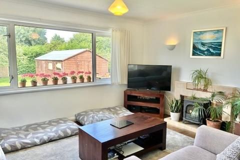 3 bedroom detached bungalow to rent, Newcourt Road, Topsham