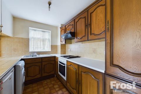26 Seaton Drive, Ashford, TW15 3ET