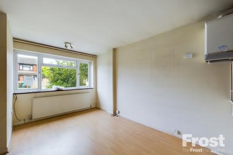 26 Seaton Drive, Ashford, TW15 3ET