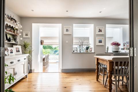 1 Higher Marsh Row, Exminster, Exeter, EX6 8EB