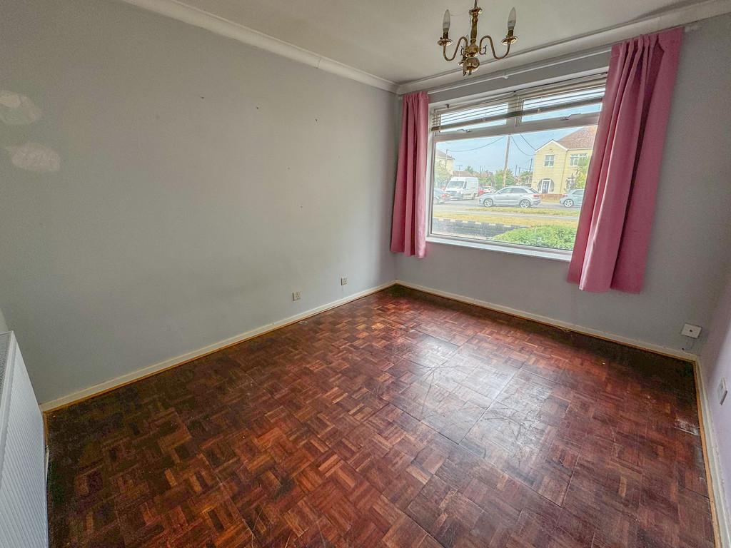 Ground floor bed 4