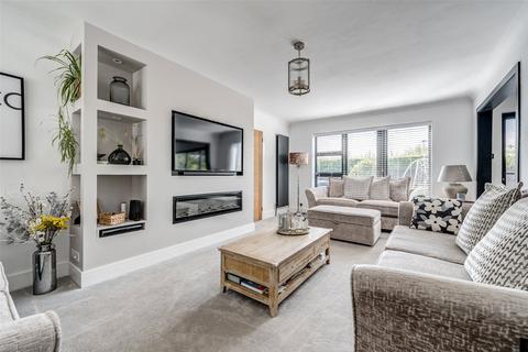 2 Shepherds Mead, Worthing, BN14 0JA