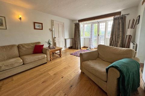 3 bedroom detached house for sale, Godalming - No Onward Chain