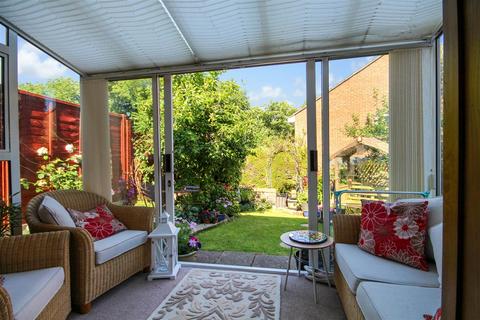 65 Crest Way, Portslade, Brighton, BN41 2EY