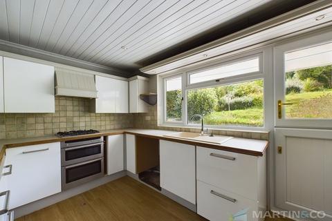 4 bedroom detached house to rent, Truro