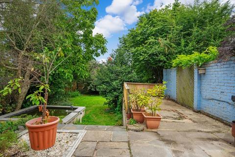 4 bedroom semi-detached house for sale, Montagu Gardens, Wallington